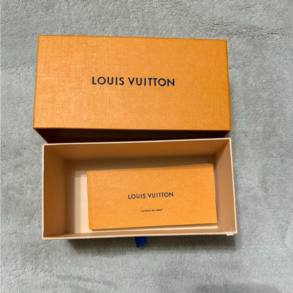 🆕Louis Vuitton Signature Orange Gift Box empty new